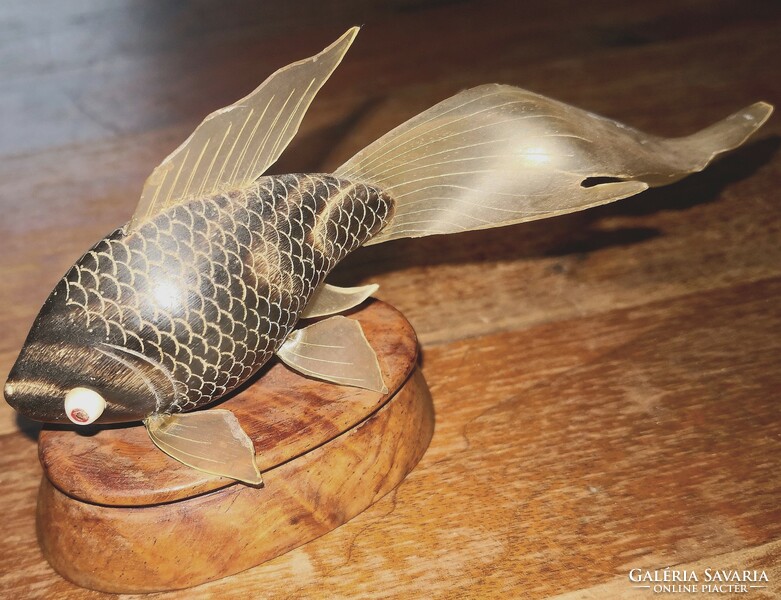 Ornamental fish made of old horn, 