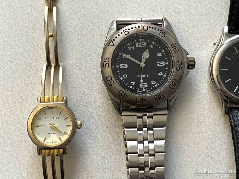 5 quartz watches