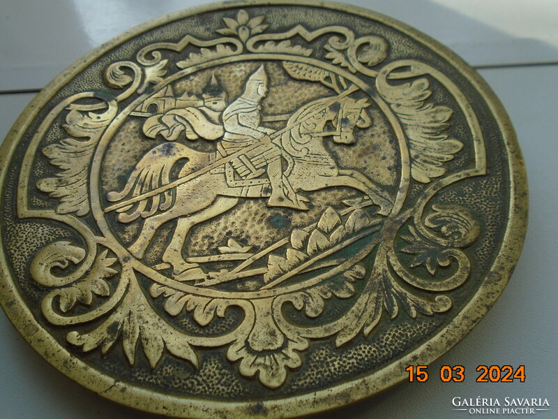 Fire-gilt niello bronze bowl with raised medieval knight s.A.F.B. (Scott air force base ?!) Marking