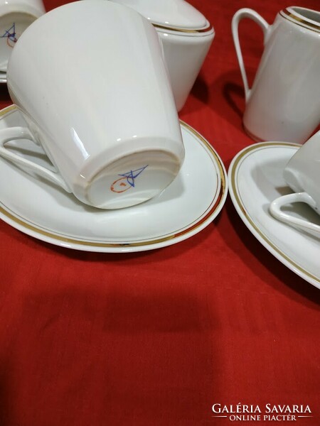 Fehér alföldi porcelán hosszú kávés vagy teás készlet