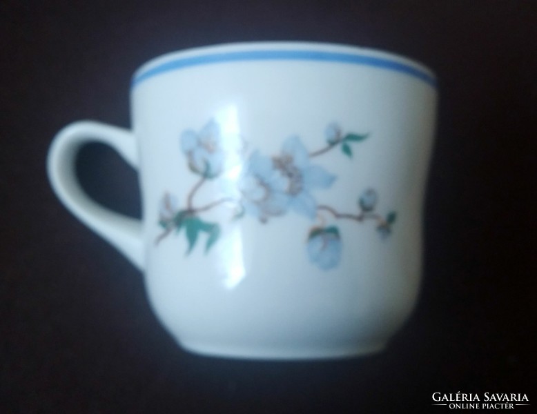 Hollóházi kávéscsészék ( virágmintás; 80-as évekből )