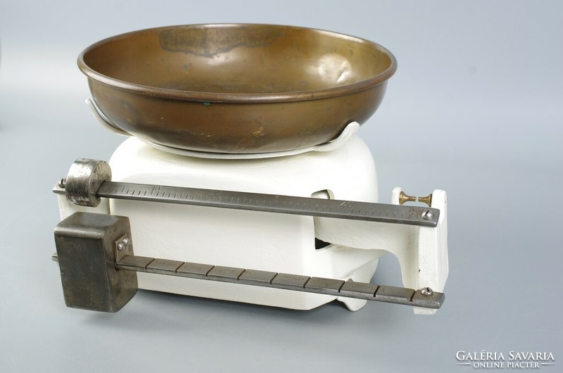 Hungarian kitchen scale 5 kg vintage