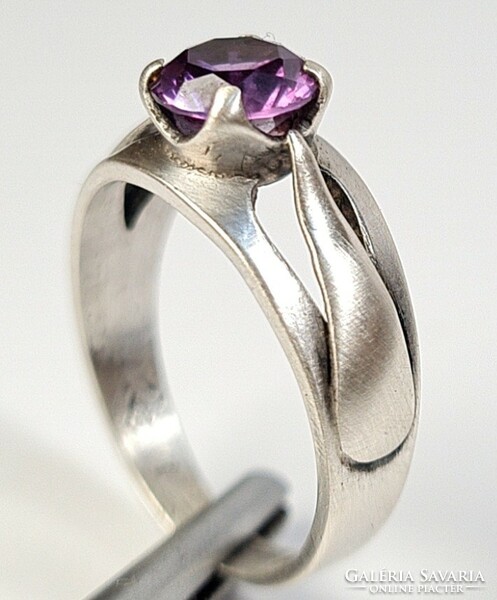 Beautiful, old silver ring with an amethyst stone