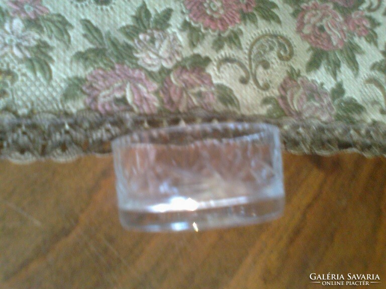 Nicely polished glass bowl, jewelry holder