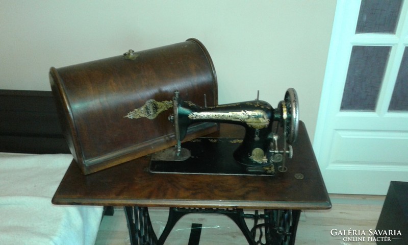 Singer sewing machine serial numbered