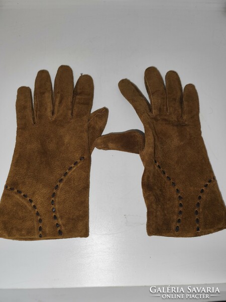 Antique women's leather gloves, motorcycle gloves?