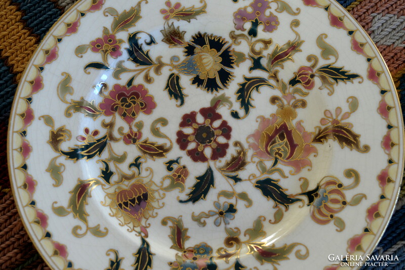 Zsolnay perzsa dekoros tányérpár