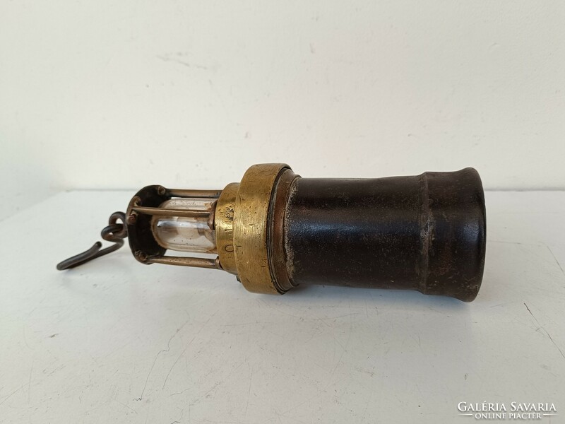 Antique mining tool hollow carbide lamp 553 8568