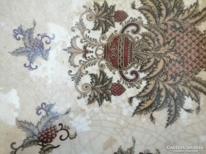 Antik asztalközép gyönyörű talppal mintával