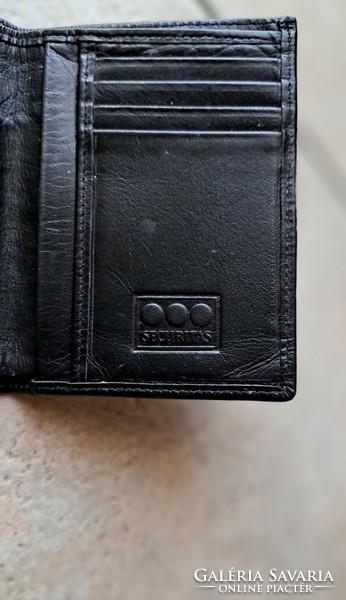 Retro leather wallet