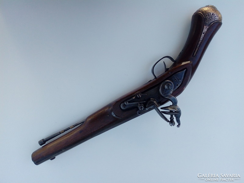 A flintlock pistol in very nice condition