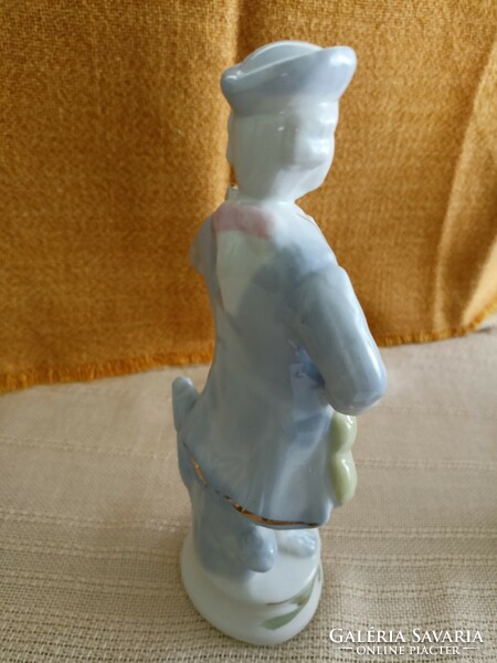 Painted porcelain statue, unmarked 4000 ft