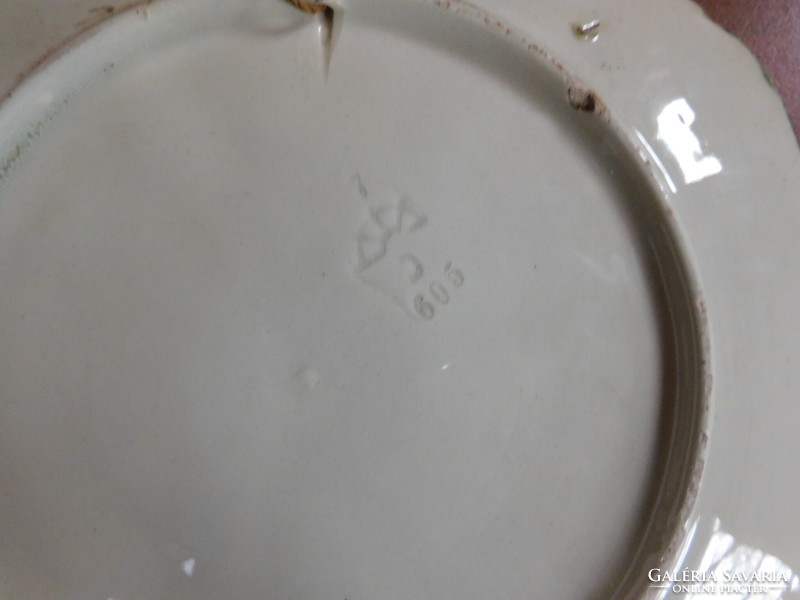 Körmöcbányai hajnalka mintás antik majolika tányér 18.5 cm - egy lepattanással