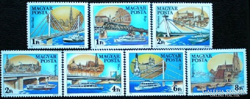 S3688-94 / 1985 Duna -Hidak bélyegsor postatiszta