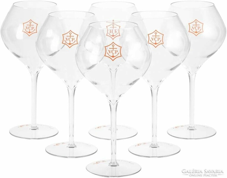 12 Veuve clicquot rich acrylic champagne glasses (12 pcs) rich champagne glasses decorated with clicquot logo