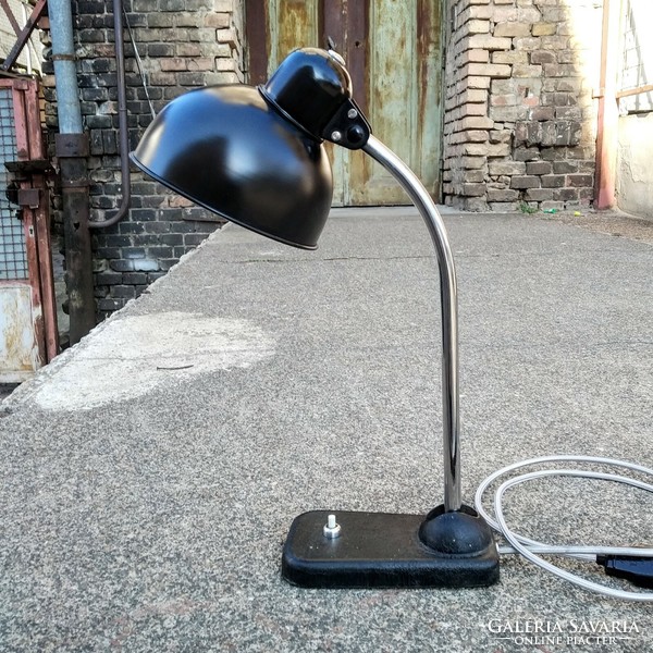 Bauhaus - Art deco asztali lámpa felújítva - Christian Dell - Koranda (fekete - króm)