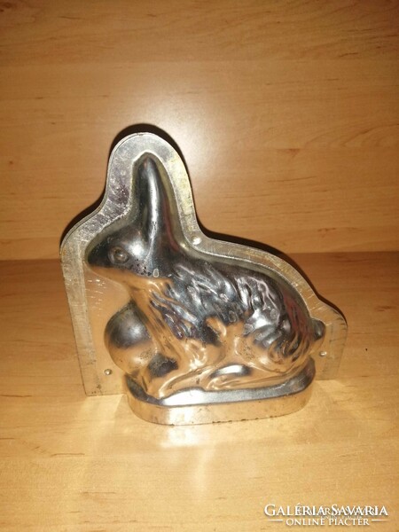 Old bunny chocolate mold cookie mold baking mold (kv)