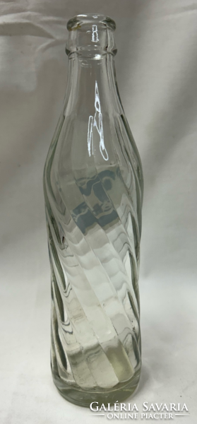 Retro extra carbonated soft drink bottle in good condition 2.5 dl. 22 Cm.