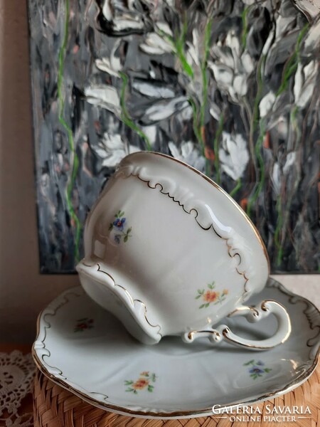 Zsolnay porcelán teáscsésze, aljával, barokkos stílusban, nagyon jó állapotban, XX század  közepe
