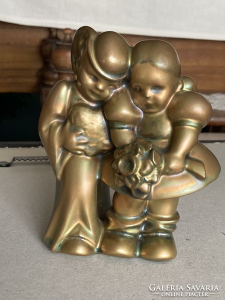 Rare zsolnay eosin for collectors! András Sinkó: porcelain figure of a loving couple