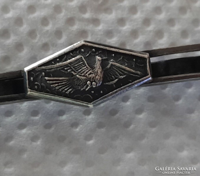 Old, rare 900 silver pigeon tie clip, ornament