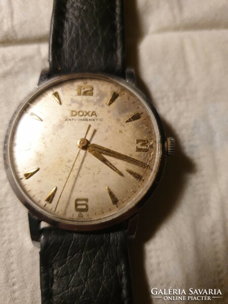 Men's doxa wristwatch