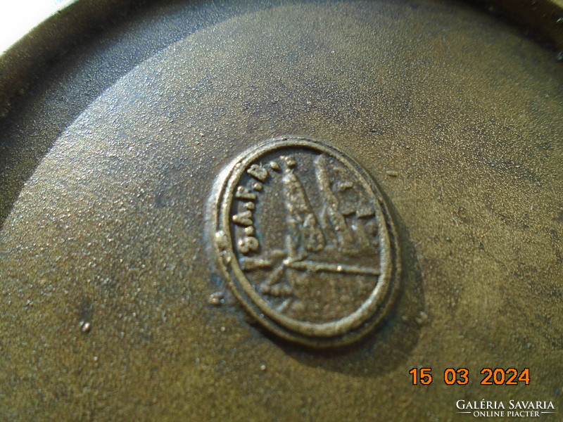 Fire-gilt niello bronze bowl with raised medieval knight s.A.F.B. (Scott air force base ?!) Marking