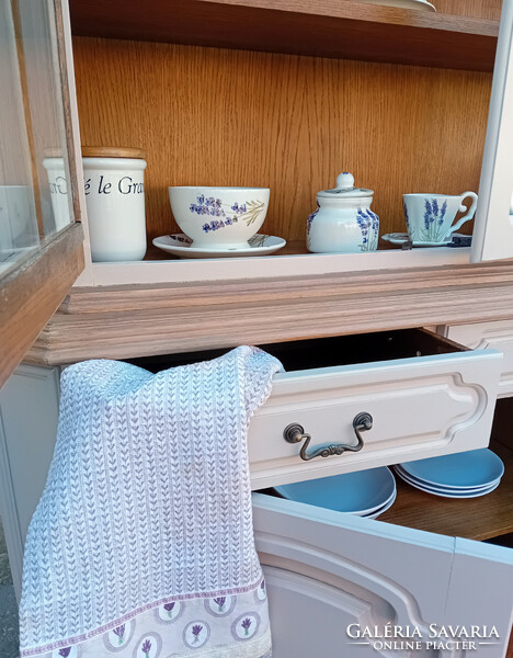 'Country harmony' vintage sideboard