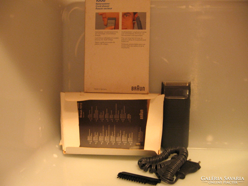 Older braun 1000 electric shaver