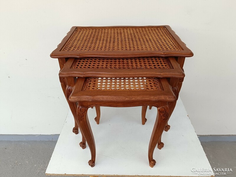 Antik neobarokk bútor 3 darab fonatos asztalsor összetolható asztal sor üveggel 550 4542