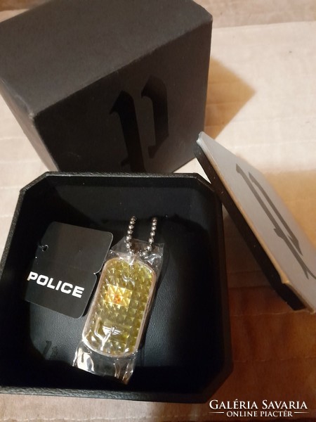 Brand new police chain, 68 cm long, in original packaging. Also great as a gift, never used