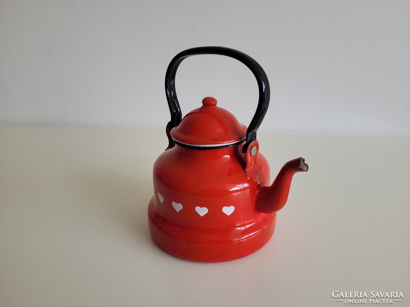 Red Heart Pattern Enamel Old Iron Teapot 1 Liter Enameled Jug Spout Teapot Decoration