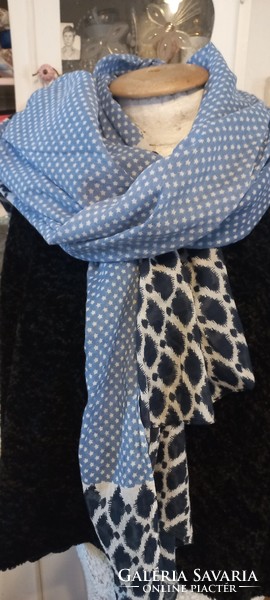 Large 100% cotton scarf/stole