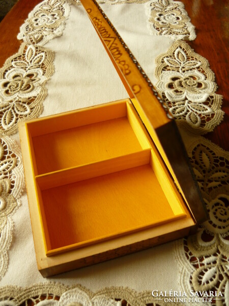 'Körmend' wooden card holder box