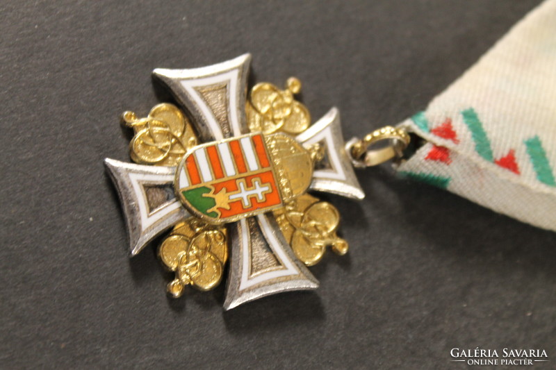 Hungarian coat of arms officer's cross 445