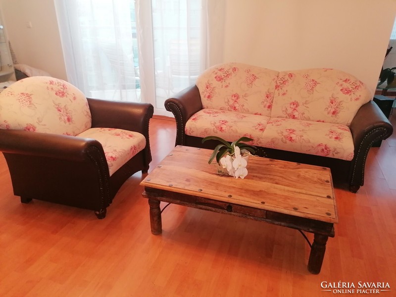 Leather sofa set with mango wood table