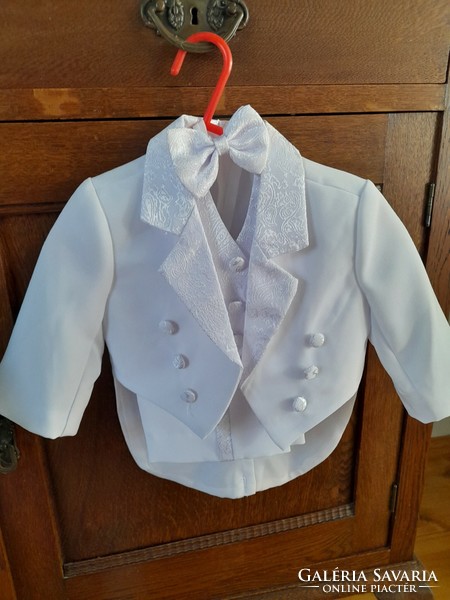 Casual little boy's ensemble, white, vest, pants, jacket, shirt, worn once, clean,,,