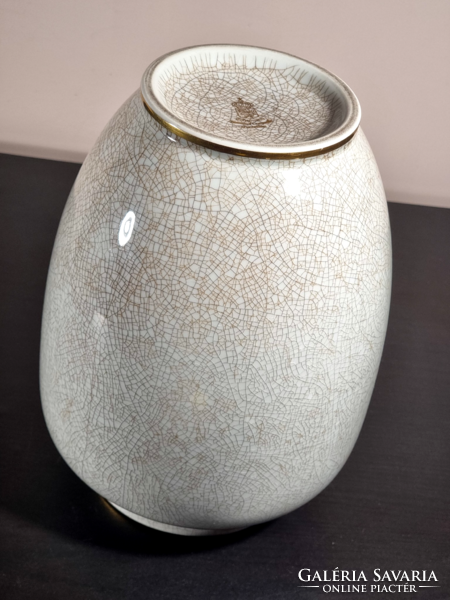 *Schumann diamand craquelle porcelain vase, with cracked glaze, second half of the 20th century.