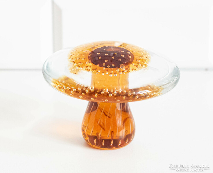 Mid-century modern design gomba figura - Muránói stílusú díszüveg irányított buborékokkal, borostyán