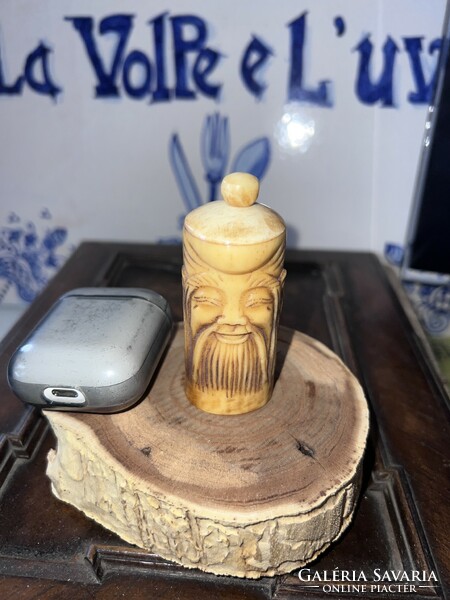 Chinese bone carving