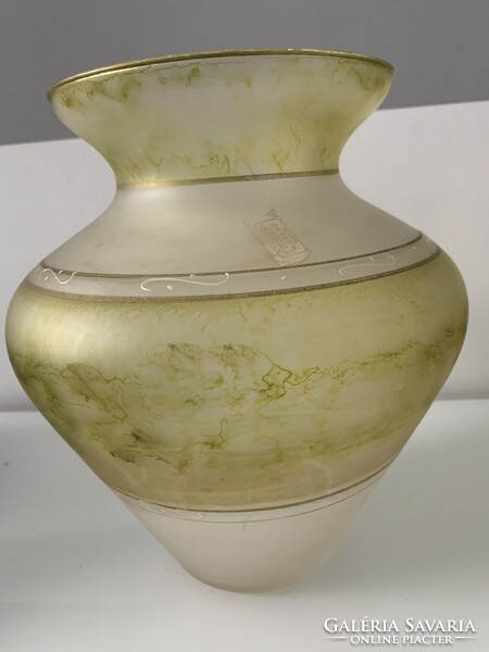 Murano veil glass vase