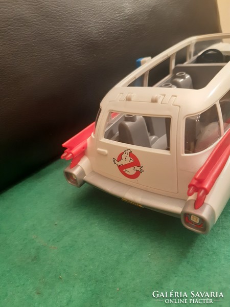 Playmobil 33 cm car missing!