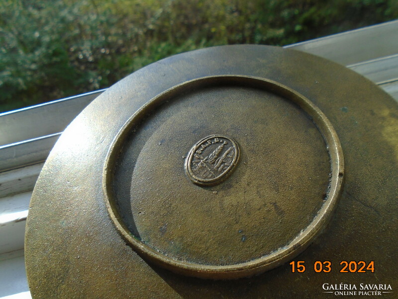 Fire-gilt niello bronze bowl with raised medieval knight s.A.F.B. (Scott air force base ?!) Marking