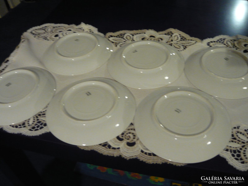 Régi csehszlovák porcelán tányérok