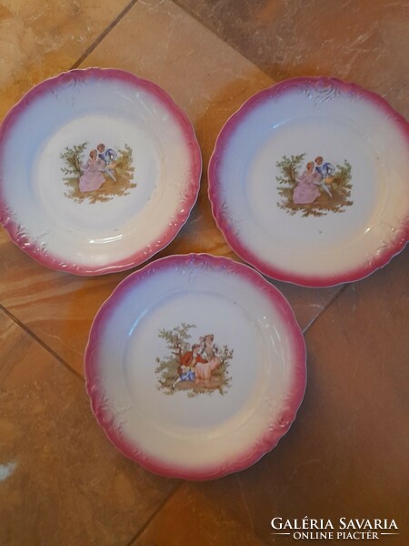 I offer for sale 3 painted porcelain plates. It has some small mistakes. Wawel, marked plate