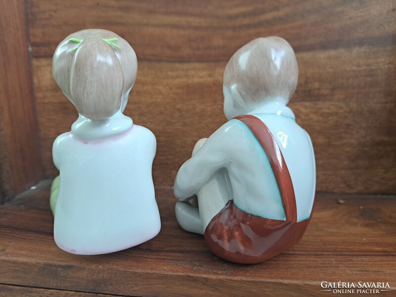 A pair of Budapest aquincum porcelain figurines