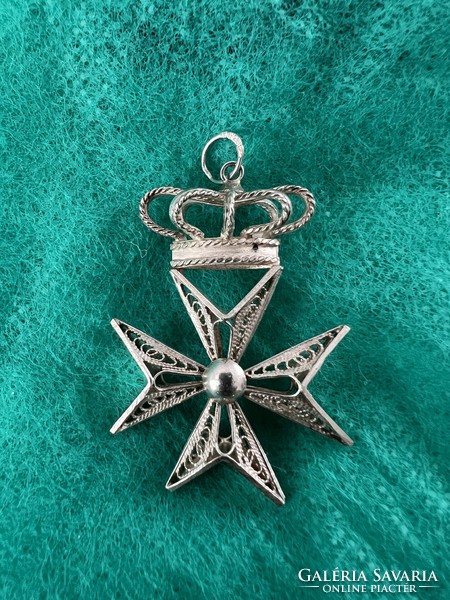 Silver Maltese cross silver pendant