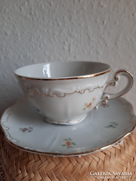 Zsolnay porcelán teáscsésze, aljával, barokkos stílusban, nagyon jó állapotban, XX század  közepe