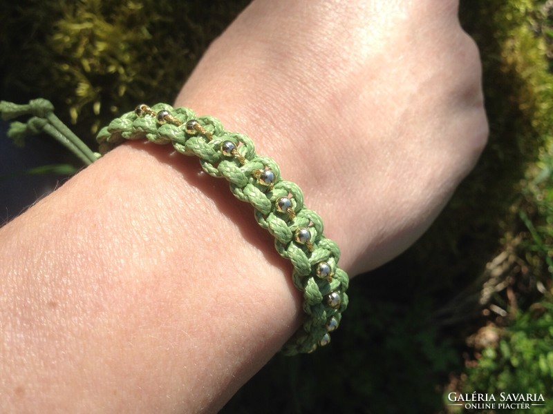 Mint green macrame bracelet with beads