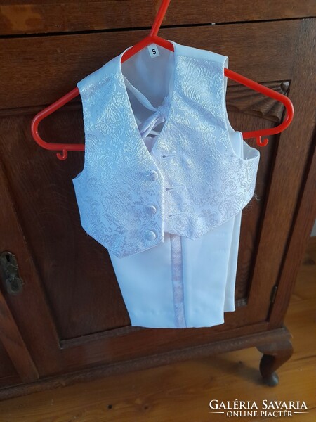 Casual little boy's ensemble, white, vest, pants, jacket, shirt, worn once, clean,,,